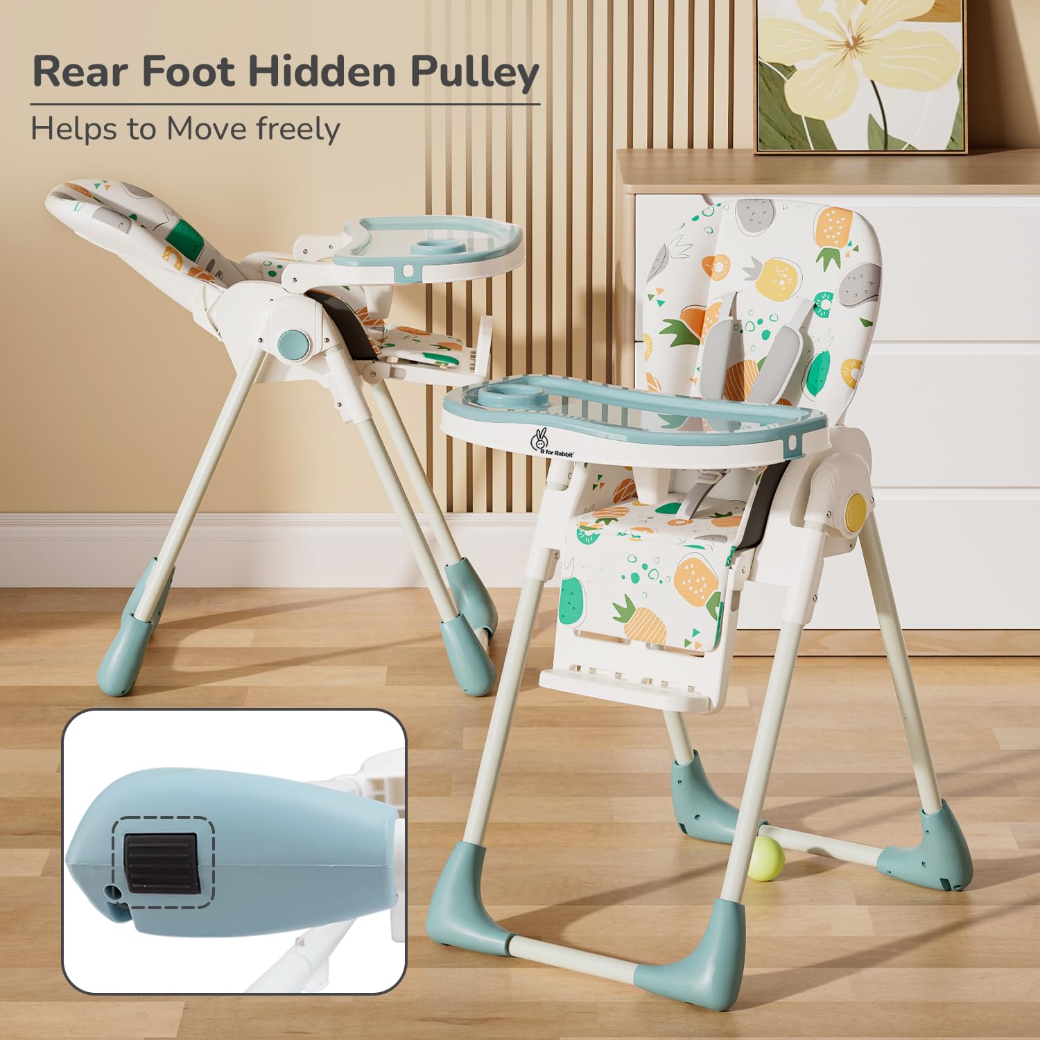 Marshmallow Lite Baby Feeding High Chair for babies, adjustable to 6 levels, with a cute bear design on the backrest and a removable tray. Ideal for baby feeding time on usmile.toys. www.usmile.toys